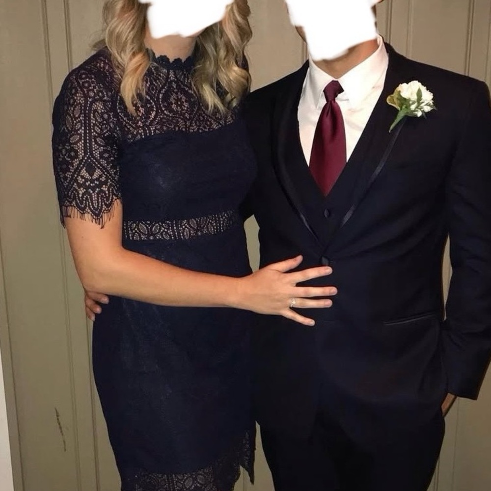 Lulu's Black Lace Midi Dress